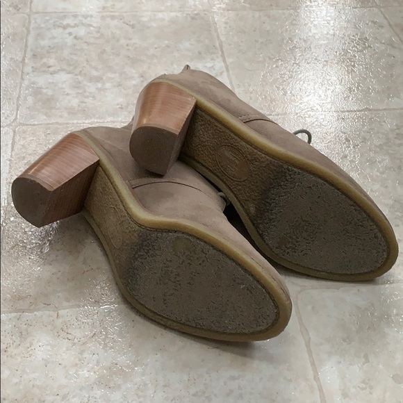 2 for $25✨ American Eagle Laced Bootie - Picture 7 of 7